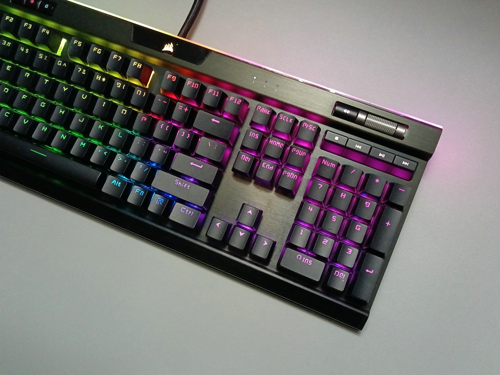 Corsair PBT Copritasto traspar - Gaming Keyboard Corsair recensione e prezzo