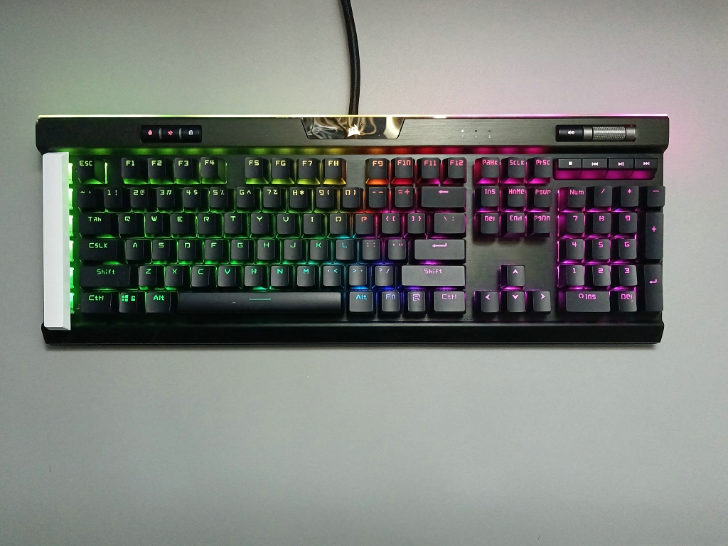 Corsair PBT Copritasto traspar - Gaming Keyboard Corsair recensione e prezzo